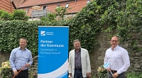 Lichtgeschwindigkeit mit reiner Glasfaser für Osteroder Ortschaften - Bürgermeister Jens Augat unterschreibt Kooperationsvertrag